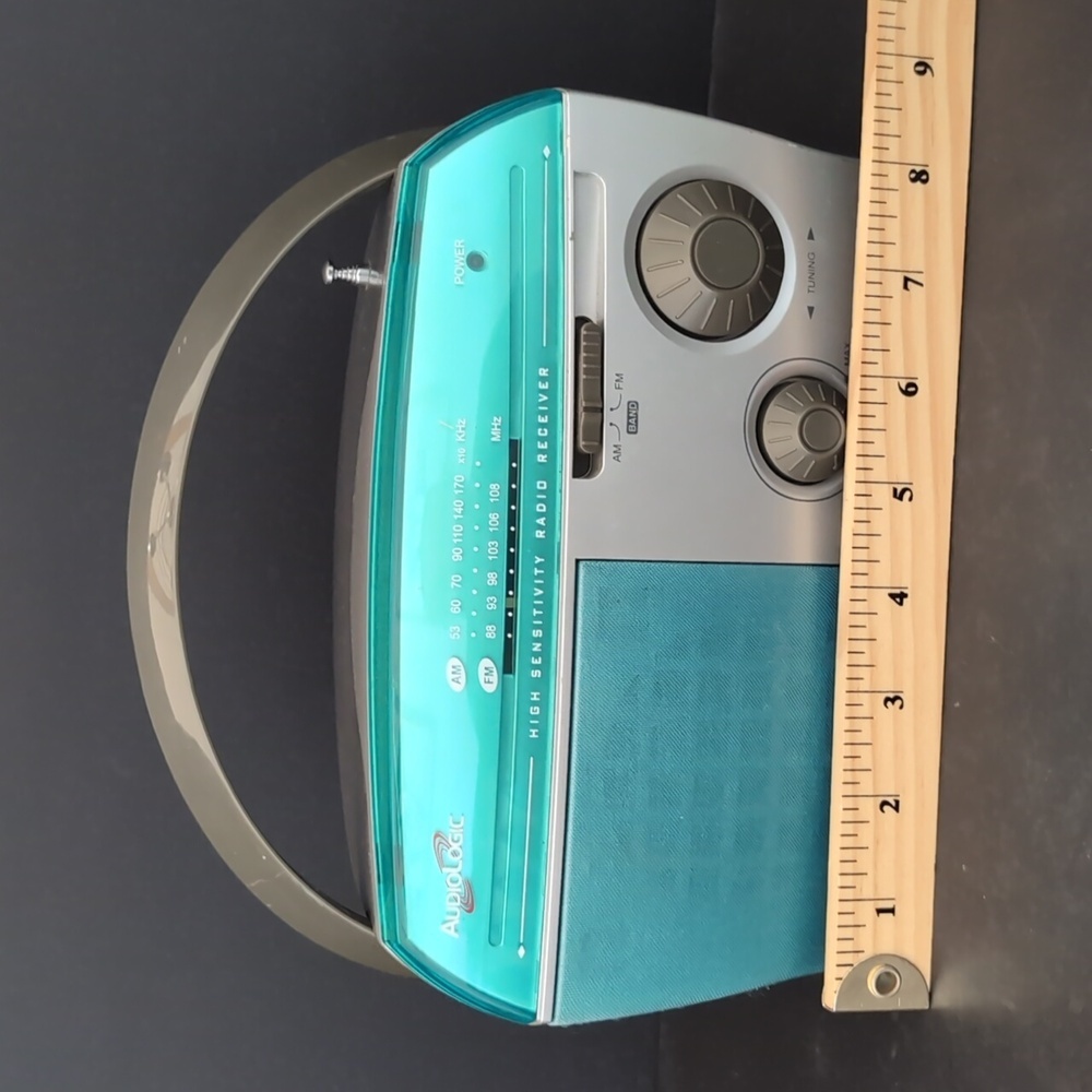 VGT,Teal/Gray Audiologic High Sensitivity AM/FM Radio Reciever. - Picture 8 of 10
